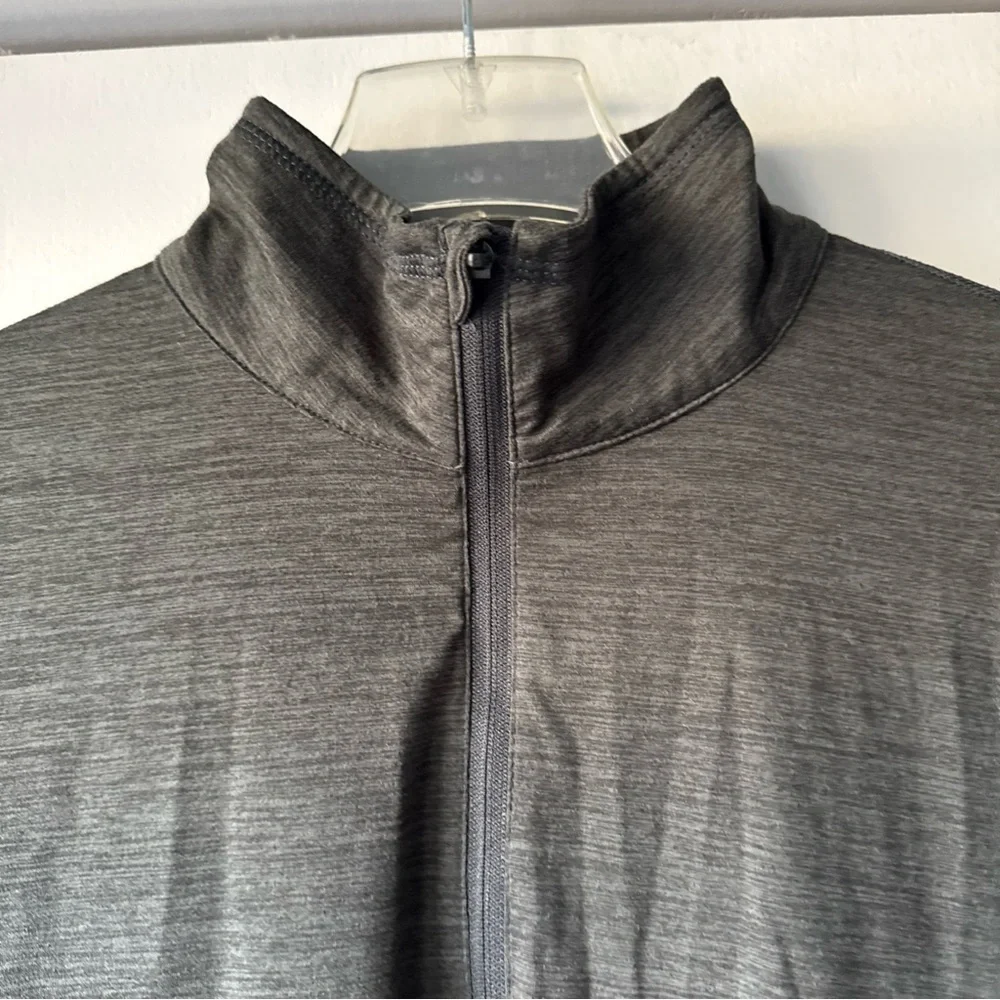 Vuori Ease Performance Half Zip 2.0 Pullover Men’s  Gray  Missing Size Tag‎  L